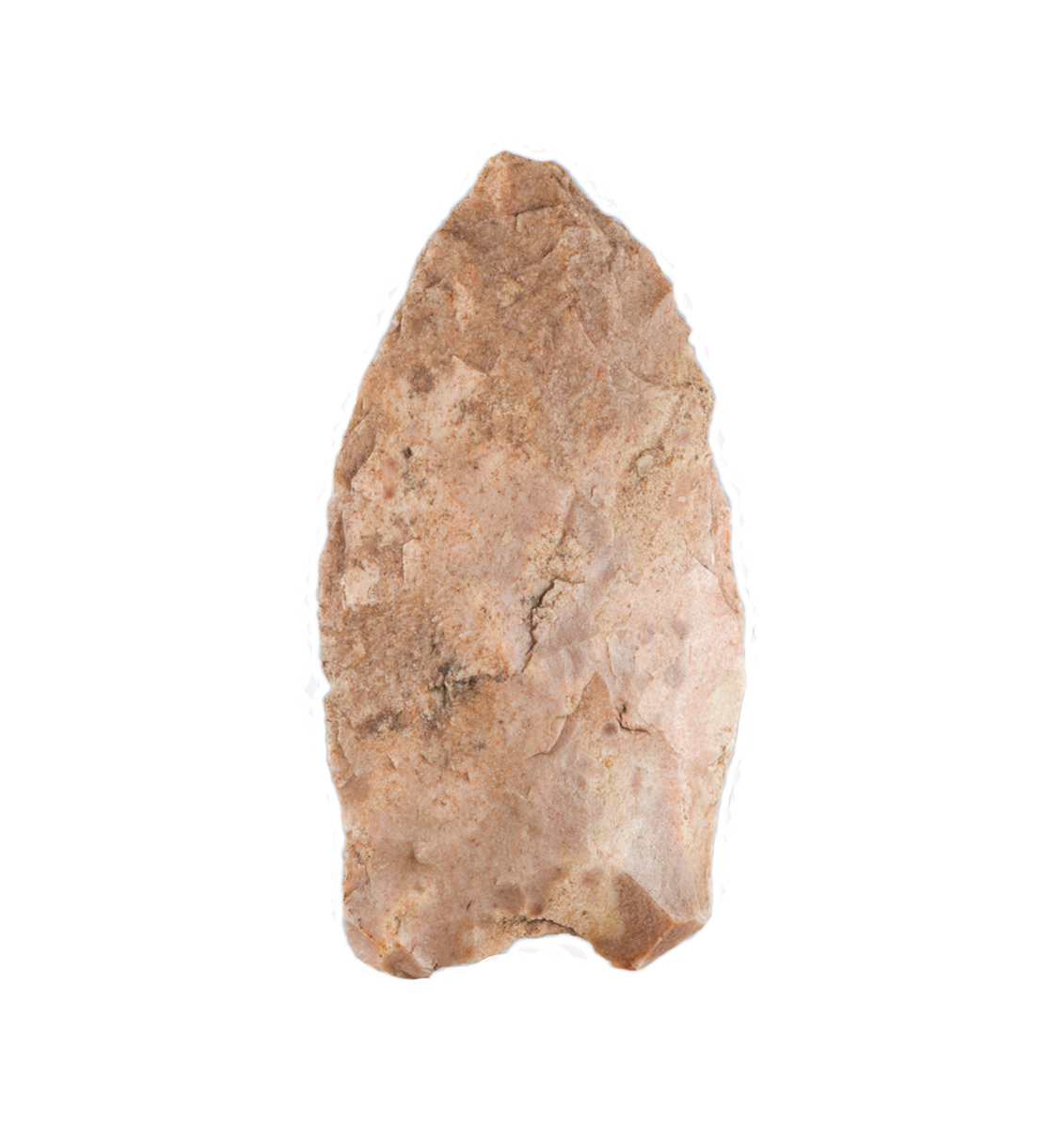 A stone arrowhead on a white background displayed in the Canadian Museum of History.